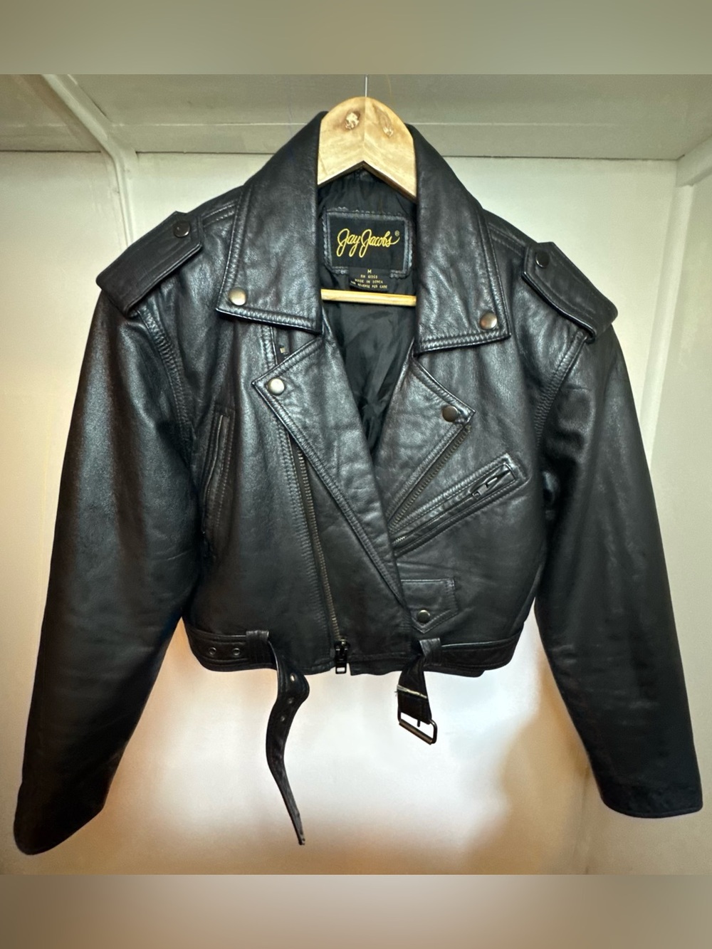 Rare Vintage Black Leather Jacket — Classic Timeless Style — Size M